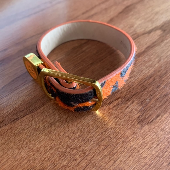 Rustic Cuff Orange and Black Calf Hair Bracelet - Picture 6 of 7